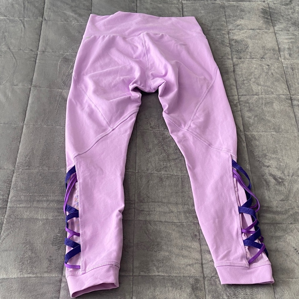 Fabletics yoga pants bundle! - Picture 9 of 16